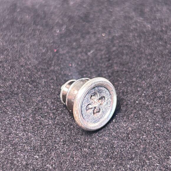Vintage Button Design Tie Tack Pin – Silver Tone Men’s Accessory - Picture 15 of 16
